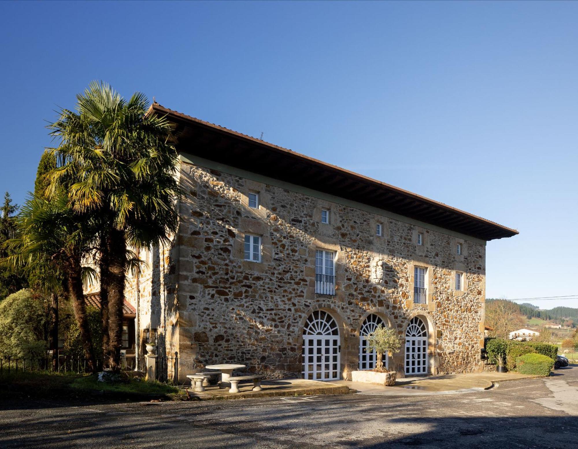 Etxeaundi Hotel Boutique Oñate Exteriér fotografie